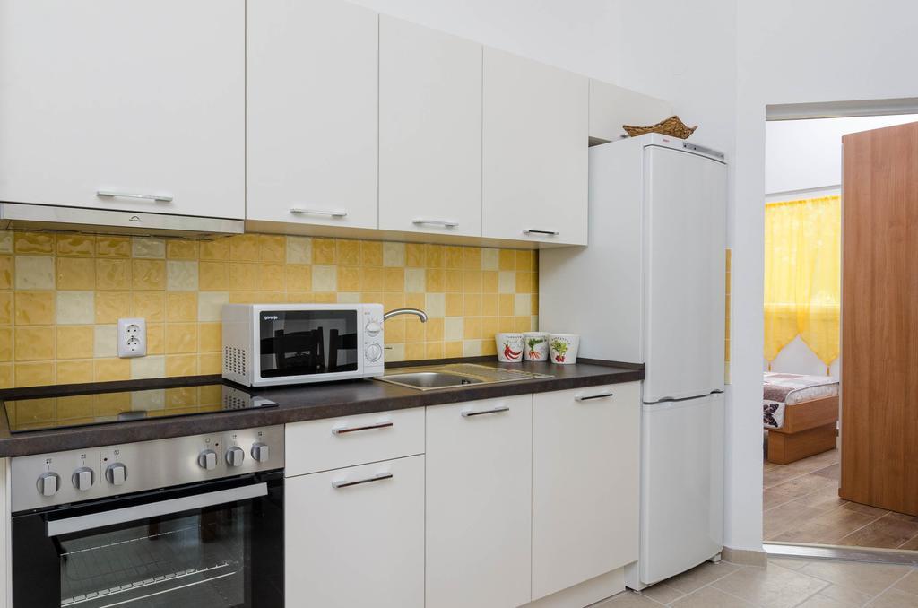 Apartments Mokalo Orebić Esterno foto